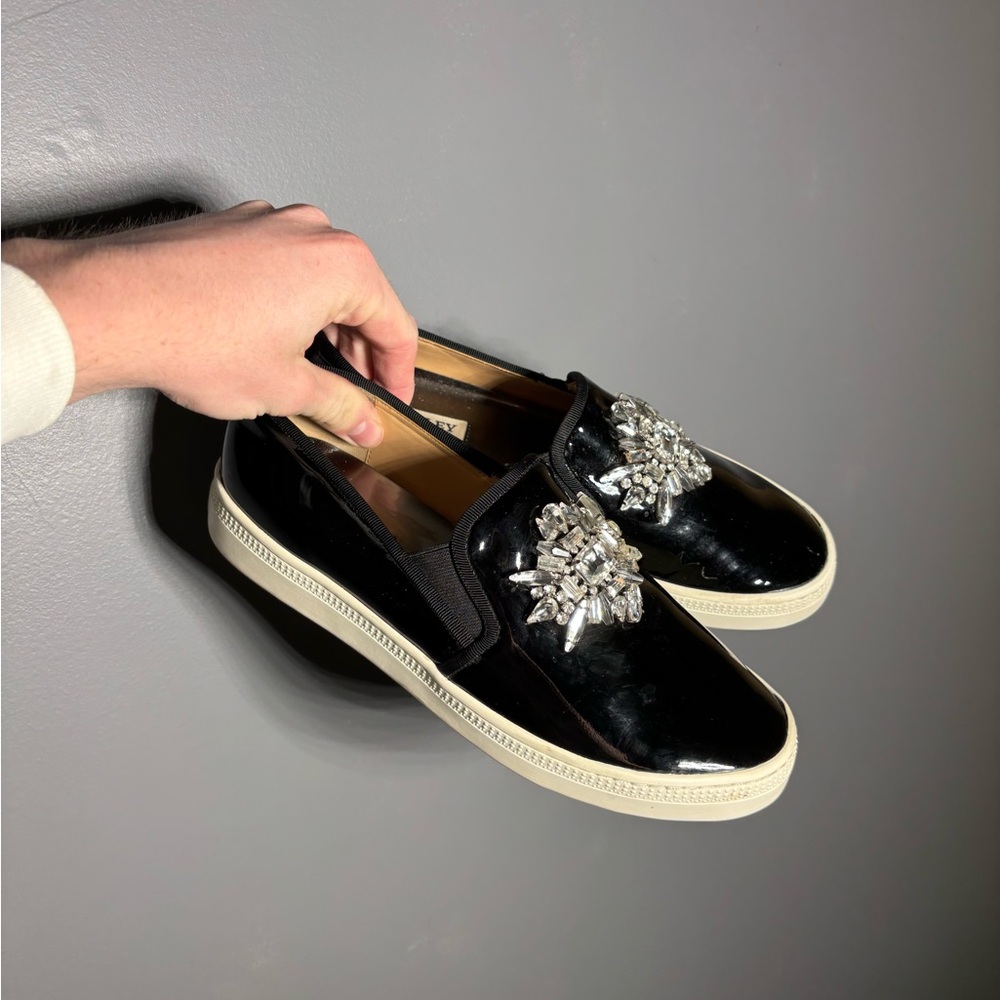 Badgley Mischka Barre Patent Leather Sneakers Size 7.5 - Picture 1 of 6